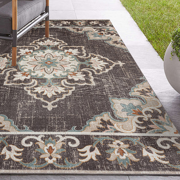 Homeroots 5' X 8' Brown Floral Stain Resistant Indoor Outdoor Area Rug  Polypropylene 482935