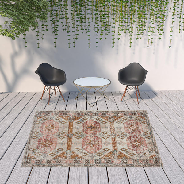 Homeroots 8' X 10' Cream Geometric Stain Resistant Indoor Outdoor Area Rug  Polypropylene 482944