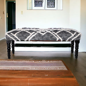 Homeroots 47" Gray And White Geometric Cotton Upholstered Distressed Bench  Manufactured Wood 483465