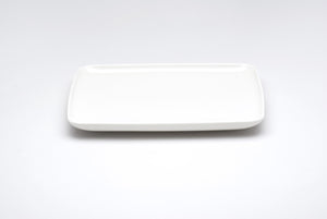 Homeroots White Six Piece Rectangle Porcelain Service For Six Dinner Plate Set   483487