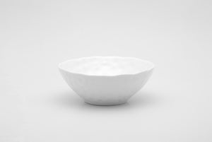 Homeroots White Six Piece Round Pebbled Porcelain Service For Six Bowl Set   483511