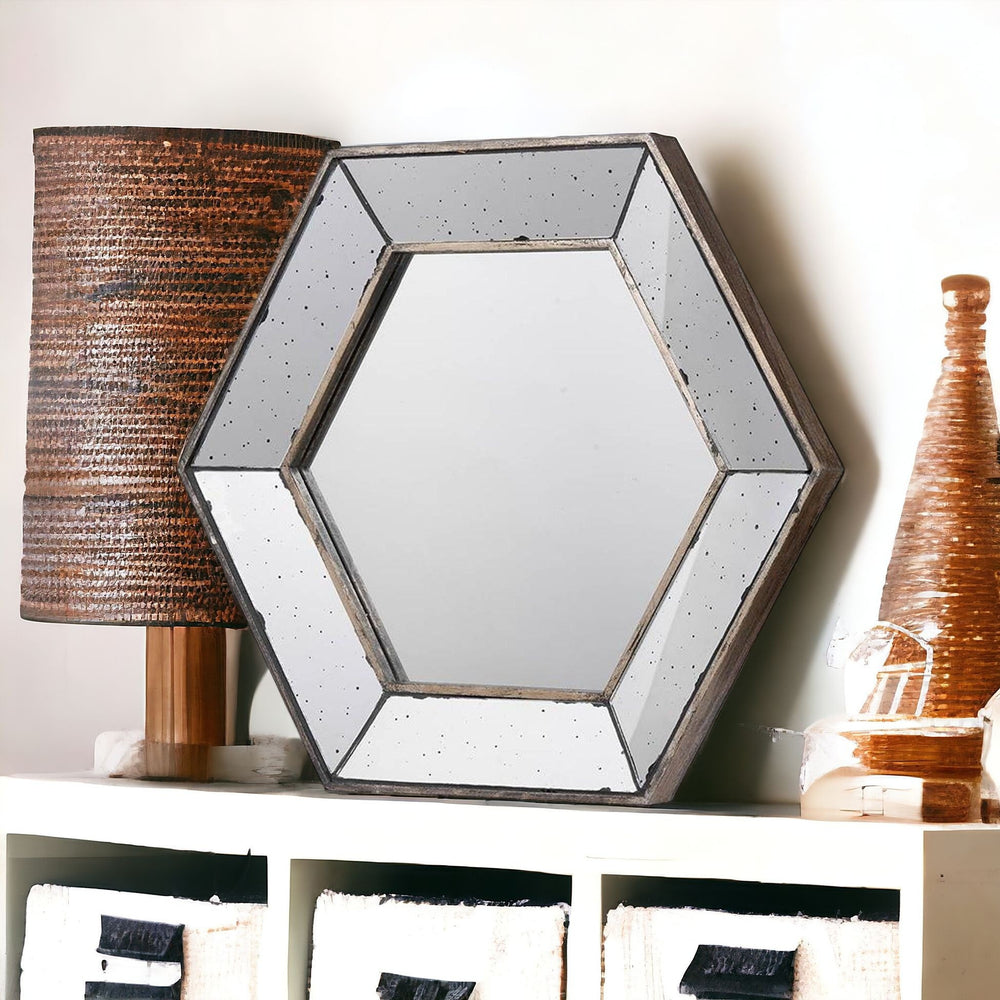Homeroots 18" Hexagon Wall Mounted Vintage Style Glass Frame Accent Mirror  Mdf 484980
