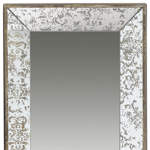 Homeroots 24" Silver Glass Framed Accent Mirror  Mdf 484983