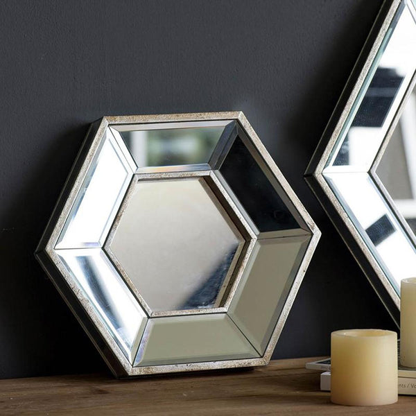 Homeroots 12" Silver Hexagon Wall Mounted Accent Mirror  Glass 485001