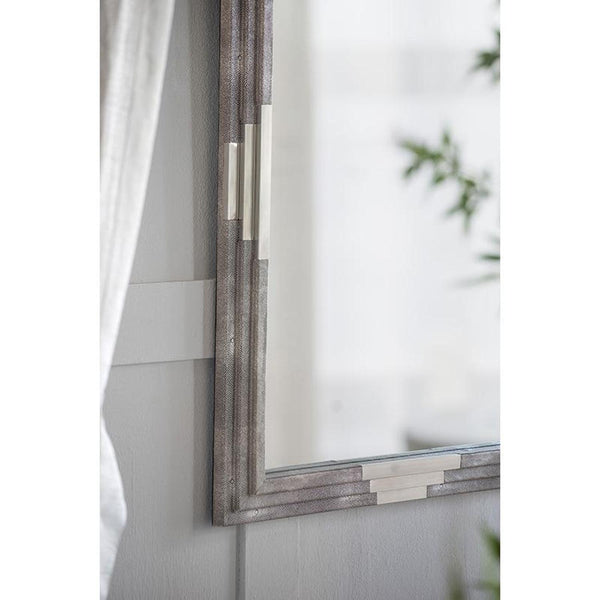 Homeroots 28" Gray Framed Accent Mirror  Mdf 485022