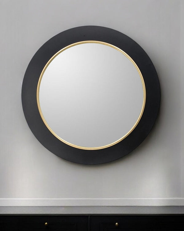 Homeroots 32" Black And Gold Lighted Round Metal Framed Accent Mirror  Iron 485026