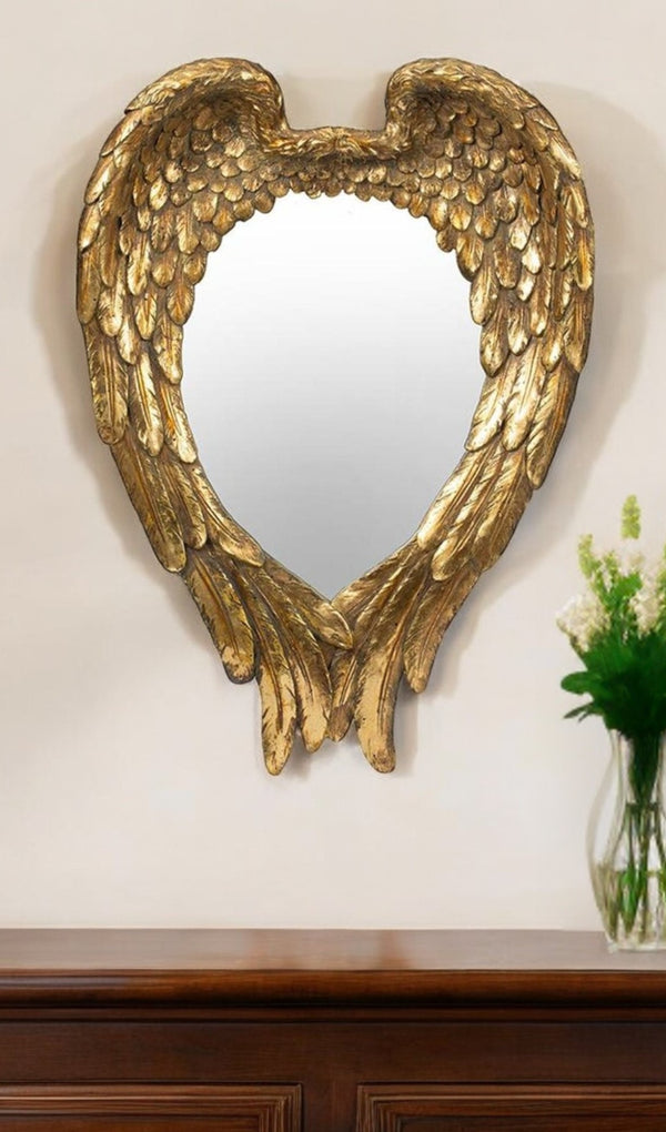 Homeroots 22" Gold Heart Resin Framed Accent Mirror  Glass 485042