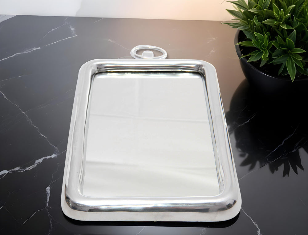 Homeroots 18" Silver Aluminum Framed Accent Mirror  Aluminum,Mirror 485129