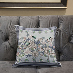 Homeroots 26x26 Gray Purple Brown Green Bee Blown Seam Broadcloth Animal Print Throw Pillow   485236