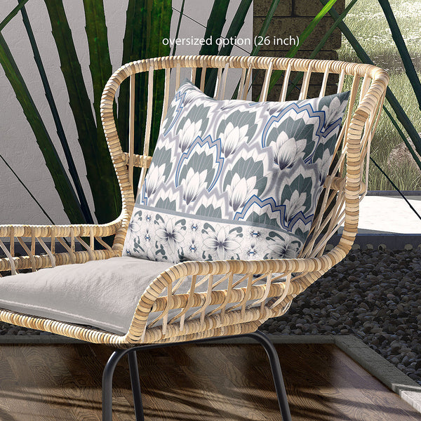 Homeroots 26x26 White Gray Blue Blown Seam Broadcloth Floral Throw Pillow   485371