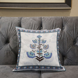 Homeroots 26x26 Off White Gray Blown Seam Broadcloth Floral Throw Pillow   485386