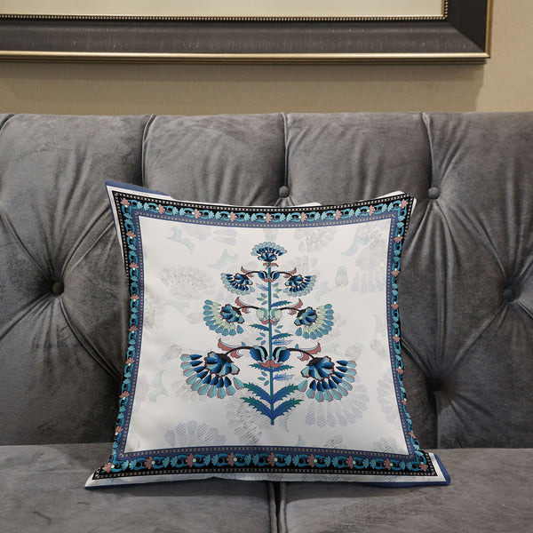 Homeroots 28x28 Off White Blue Black Blown Seam Broadcloth Floral Throw Pillow   485392