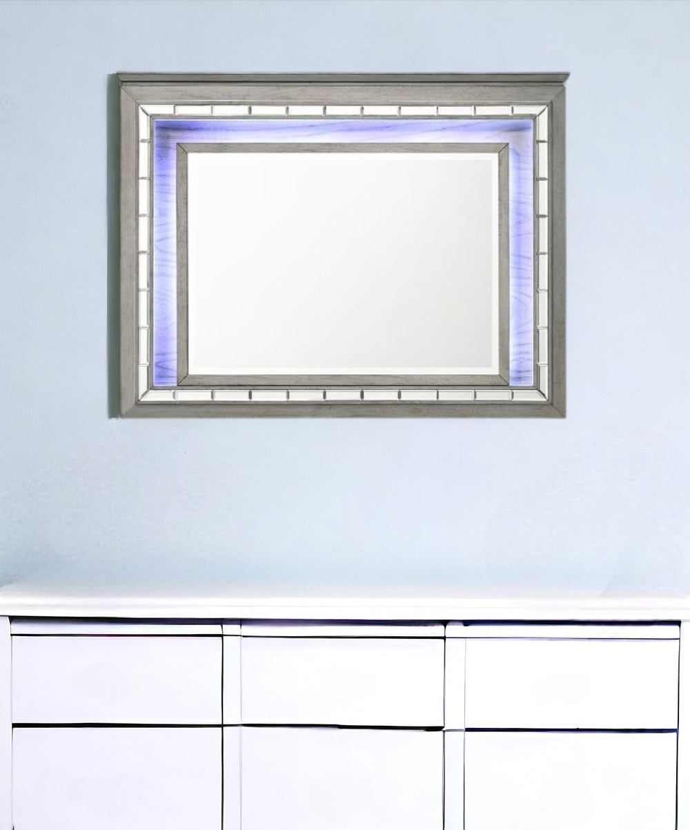 Homeroots 37" Light Gray Oak Lighted Dresser Mirror  Wood,Touch Led Light,Mirror,Composite Wood 485895