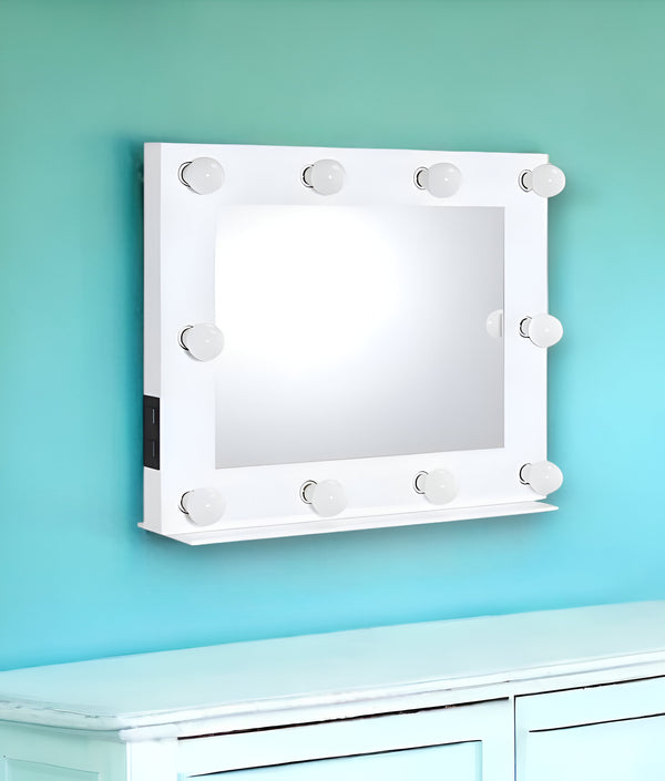 Homeroots 26" White Finish Accent Mirror  Metal,Wood,Mirror 485930