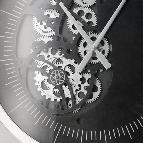 Homeroots 23" Circle Black And Silver Wood And Glass Analog Wall Clock  Iron 485985