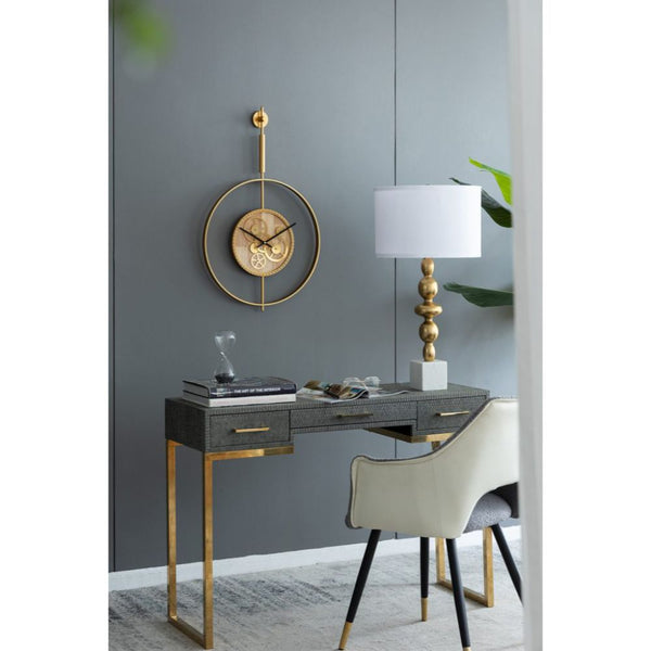 Homeroots 20" Novelty Gold Metal And Glass Analog Exposed Gear Wall Clock  Iron 485995