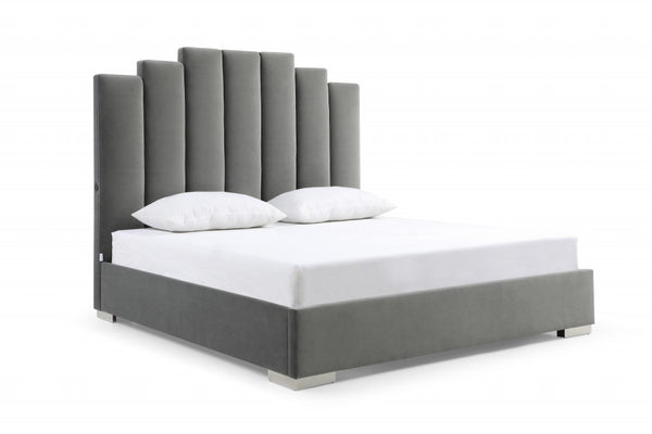 Homeroots King Grey Upholstered Vertical Channel Velvet Bed With Usb  Mdf 486079