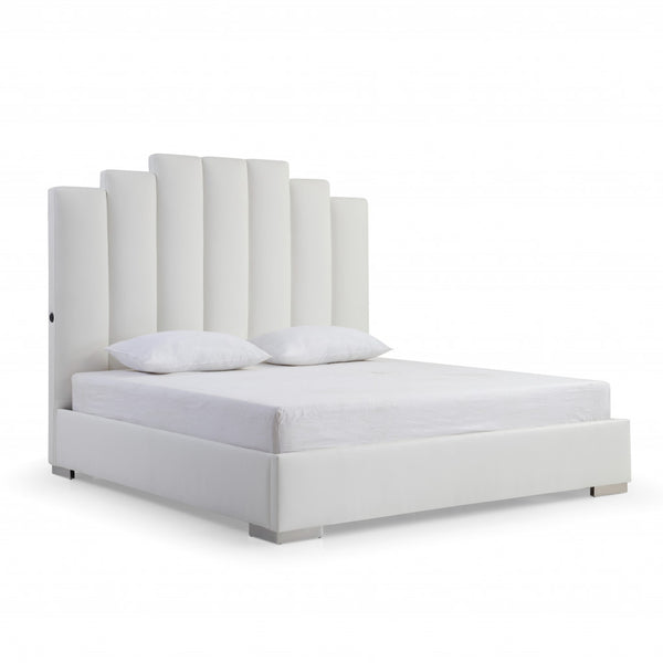 Homeroots King White Upholstered Vertical Channel Faux Leather Bed With Usb  Mdf 486080