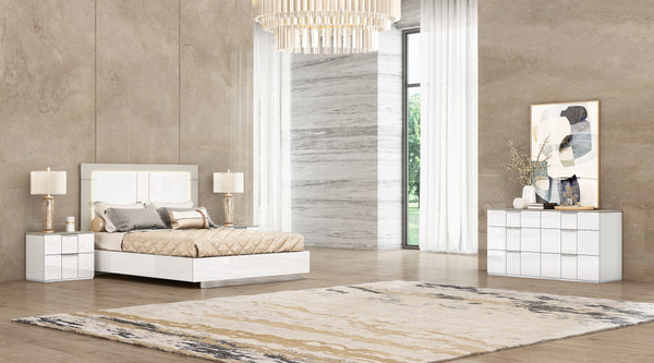 Homeroots King White High Gloss Bed Frame With Led Headboard  Mdf 486085