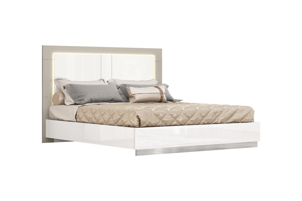 Homeroots White Wood Queen Bed Frame  Mdf 486086
