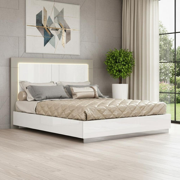 HomeRoots White Wood Queen Bed Frame - Stylish Two-Tone Design, Durable Platform, Easy Assembly & Airy Elegance 486086
