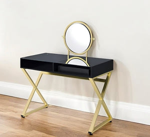 Homeroots 42" Black And Gold Mirrored Dresser  Manufactured Wood 486499