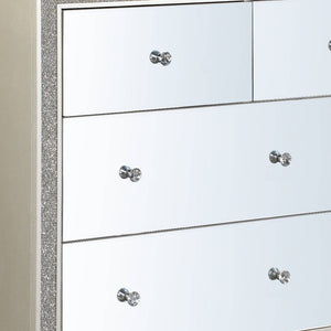 Homeroots 63" Champagne Solid And Manufactured Wood Mirrored Seven Drawer Triple Dresser  Solid And Manufactured Wood 486521