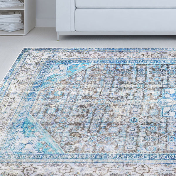 Homeroots 5' X 7' Shades Of Azure Oriental Medallion Stain Resistant Area Rug  Polyester 486613