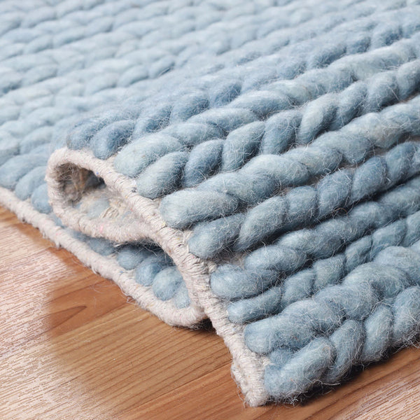 Homeroots 8' X 10' Light Blue Wool Handmade Stain Resistant Area Rug  Wool 486670