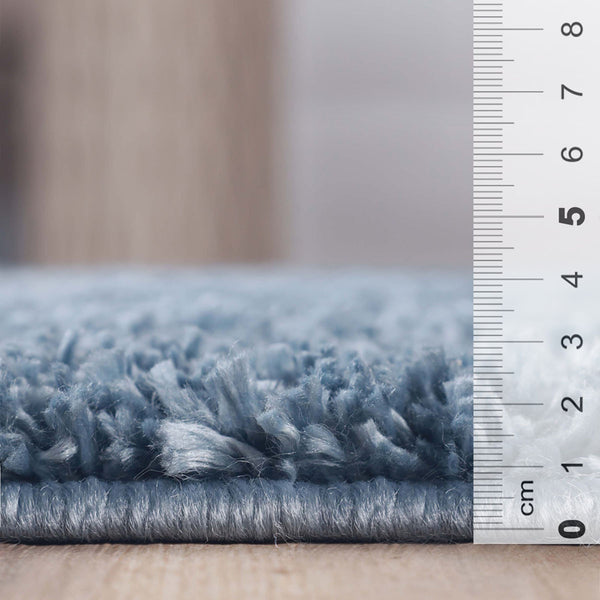 Homeroots 5' X 8' Blue Shag Stain Resistant Area Rug  Polypropylene 486792