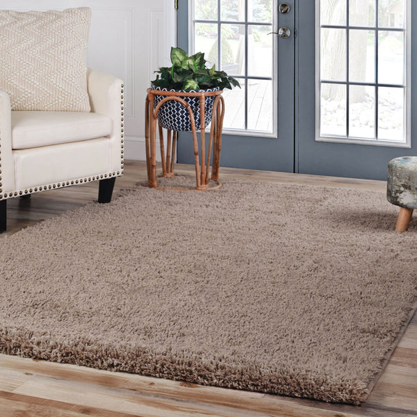 Homeroots 5' X 8' Taupe Shag Stain Resistant Area Rug  Polypropylene 486796
