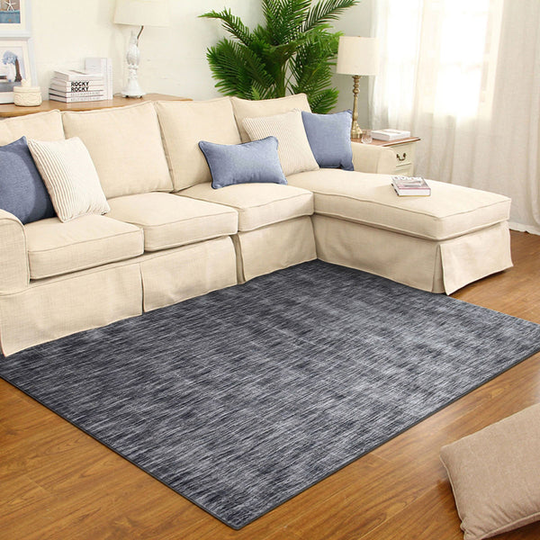 Homeroots 5' X 8' Grey Abstract Handmade Stain Resistant Area Rug  Viscose 486804