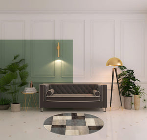 Homeroots 5' Round Grey-brown Round Patchwork Power Loom Stain Resistant Area Rug  Polypropylene 486847