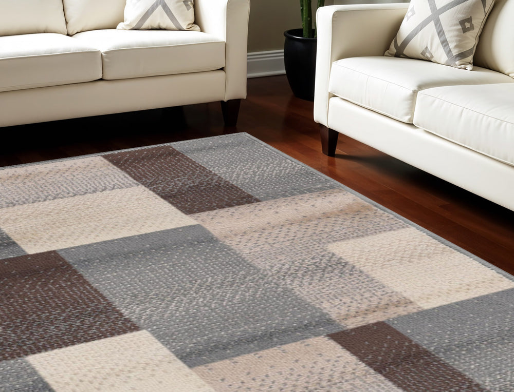 Homeroots 6' X 9' Gray Brown And Cream Patchwork Area Rug  Polypropylene 486854