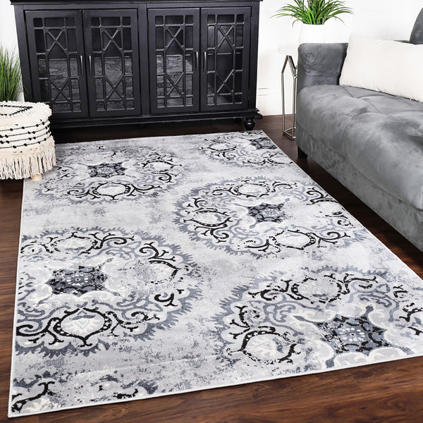Homeroots 5' X 8' Silver And Gray Geometric Medallion Stain Resistant Area Rug  Microfiber 486898