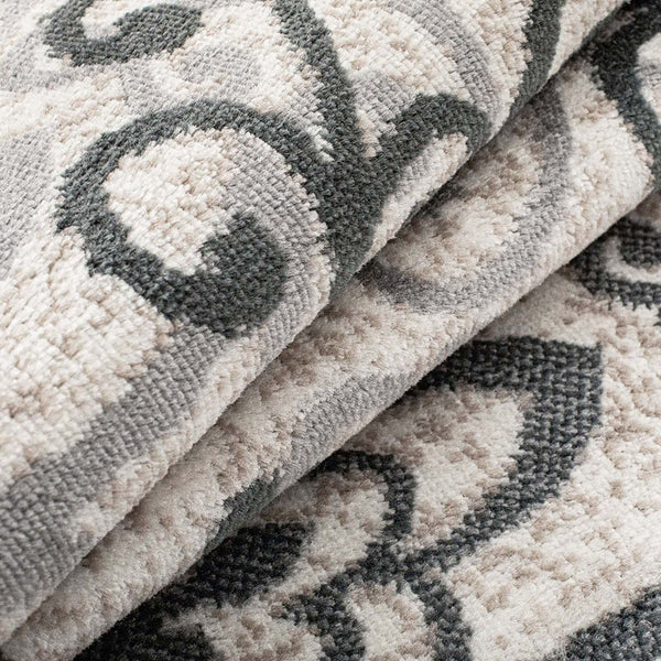 Homeroots 5' X 8' Oatmeal And Gray Medallion Power Loom Stain Resistant Area Rug  Polypropylene 486937