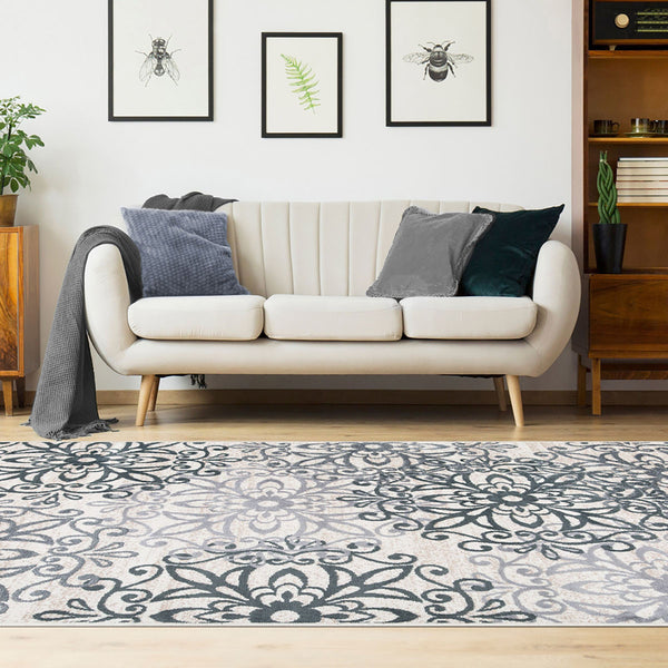 Homeroots 5' X 8' Oatmeal And Gray Medallion Power Loom Stain Resistant Area Rug  Polypropylene 486937
