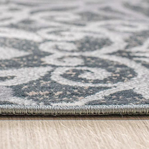 Homeroots 5' X 8' Slate And Gray Medallion Power Loom Stain Resistant Area Rug  Polypropylene 486938