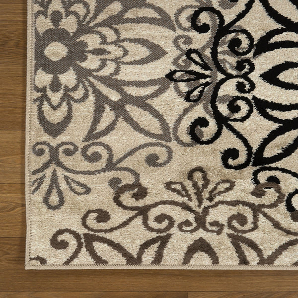 Homeroots 9' X 12' Beige Medallion Power Loom Stain Resistant Area Rug  Polypropylene 486949