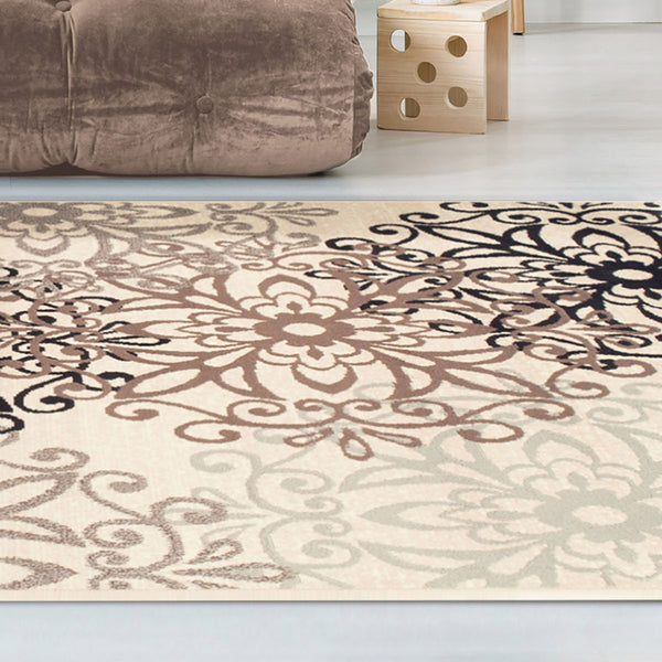 Homeroots 9' X 12' Beige Medallion Power Loom Stain Resistant Area Rug  Polypropylene 486949