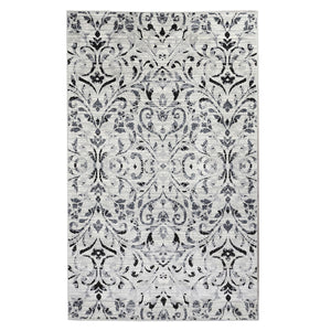 Homeroots 5' X 8' Platinum Floral Vines Power Loom Stain Resistant Area Rug  Microfiber 486954
