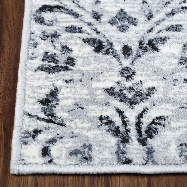 Homeroots 5' X 8' Platinum Floral Vines Power Loom Stain Resistant Area Rug  Microfiber 486954