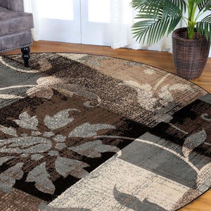 Homeroots 5' Beige And Black Round Floral Power Loom Distressed Area Rug  Polypropylene 486994