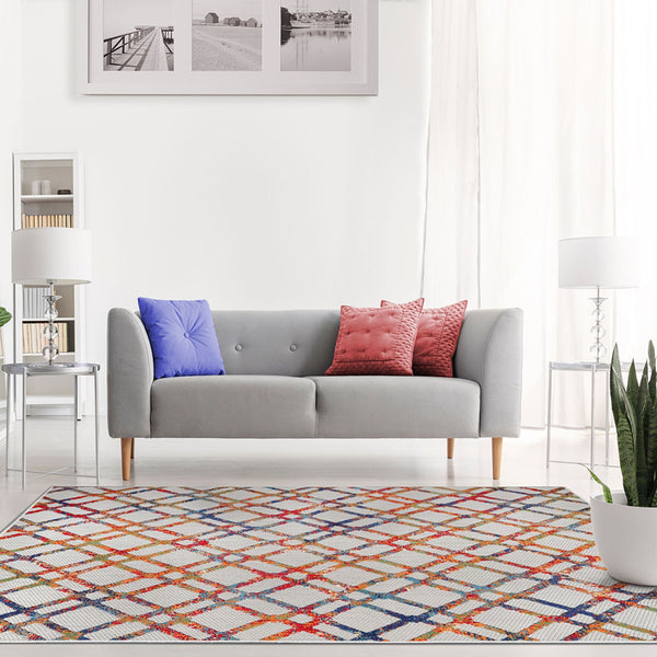 Homeroots 6' X 9' Cream Geometric Stain Resistant Non Skid Indoor Outdoor Area Rug  Polypropylene 487015