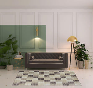 Homeroots 5' X 8' Beige Geometric Power Loom Stain Resistant Area Rug  Polypropylene 487030