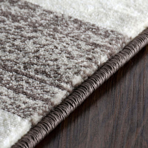 Homeroots 8' X 10' Beige Geometric Power Loom Stain Resistant Area Rug  Polypropylene 487034