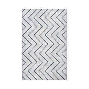 Homeroots 3' X 5' Ivory Waves Stain Resistant Indoor Outdoor Area Rug  Polyester 487039