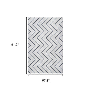 Homeroots 5' X 7' Ivory Waves Stain Resistant Indoor Outdoor Area Rug  Polyester 487043