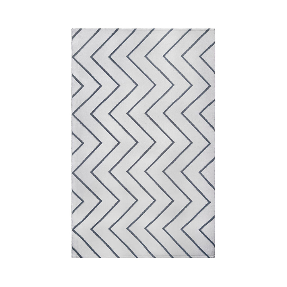 Homeroots 6' X 9' Ivory Waves Stain Resistant Indoor Outdoor Area Rug  Polyester 487047