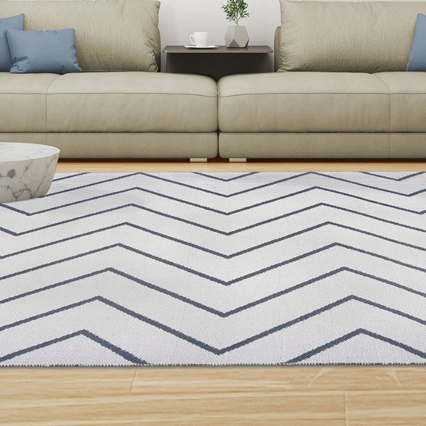 HomeRoots 6' X 9' Ivory Waves Stain Resistant Area Rug – Coastal Elegance for Indoor & Outdoor Spaces! 487047